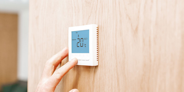 Rehabilitación / Reformas de Casas Ontiñena · Instalación de Sistemas Climatización y Aire Acondicionado